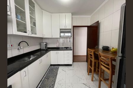 Apartamento à venda com 69m², 2 quartos e 1 vagaCozinha
