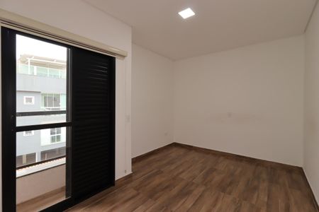 Casa à venda com 110m², 2 quartos e 2 vagasSuíte 2