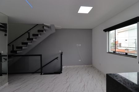 Sala de casa à venda com 2 quartos, 110m² em Santa Terezinha, Santo André