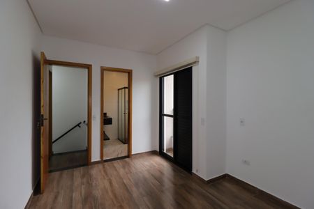 Casa à venda com 110m², 2 quartos e 2 vagasSuíte 2