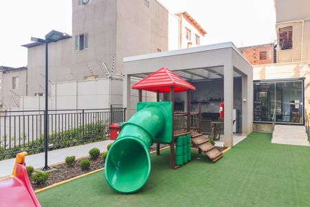 Apartamento à venda com 38m², 2 quartos e sem vaga Apartamento à venda com 38m², 2 quartos e sem vagaÁrea comum - Playground
