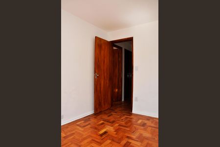 Casa à venda com 133m², 3 quartos e 3 vagas Casa à venda com 133m², 3 quartos e 3 vagasQuarto 2