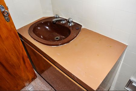 Casa à venda com 133m², 3 quartos e 3 vagas Casa à venda com 133m², 3 quartos e 3 vagasBanheiro Social