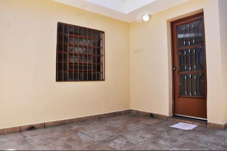 Casa à venda com 133m², 3 quartos e 3 vagas Casa à venda com 133m², 3 quartos e 3 vagasÁrea comum