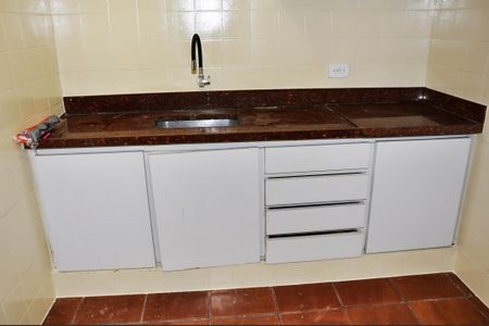 Casa à venda com 133m², 3 quartos e 3 vagas Casa à venda com 133m², 3 quartos e 3 vagasCozinha