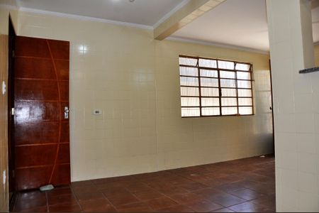 Casa à venda com 133m², 3 quartos e 3 vagas Casa à venda com 133m², 3 quartos e 3 vagasCozinha