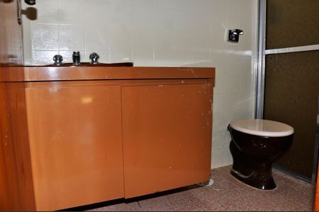 Casa à venda com 133m², 3 quartos e 3 vagas Casa à venda com 133m², 3 quartos e 3 vagasBanheiro Social