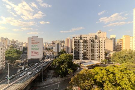 Vista do Quarto de apartamento para alugar com 1 quarto, 46m² em República, São Paulo