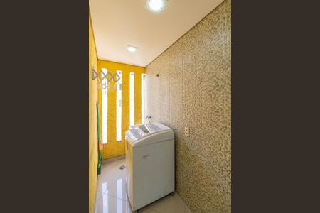 Apartamento à venda com 42m², 2 quartos e 1 vaga Apartamento à venda com 42m², 2 quartos e 1 vagaÁrea de Serviço