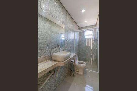 Apartamento à venda com 42m², 2 quartos e 1 vaga Apartamento à venda com 42m², 2 quartos e 1 vagaBanheiro