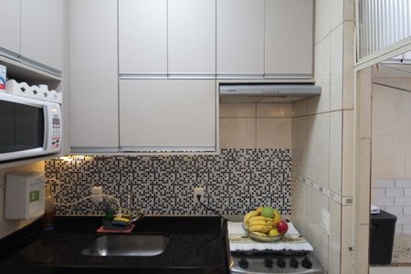 Apartamento à venda com 56m², 2 quartos e 1 vagaCozinha e Área de Serviço