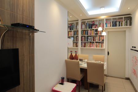 Sala de apartamento à venda com 2 quartos, 56m² em Santa Amelia, Belo Horizonte