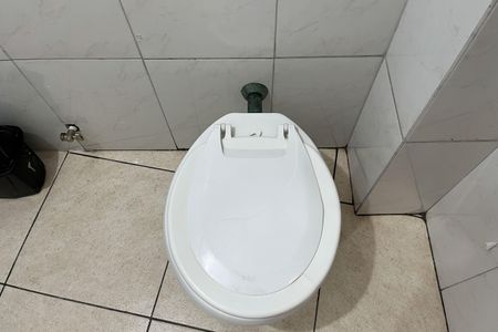 Banheiro de apartamento para alugar com 1 quarto, 46m² em José Menino, Santos