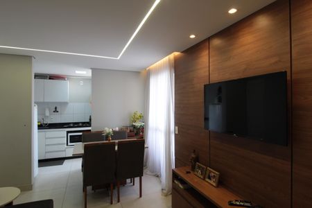 Apartamento à venda com 62m², 2 quartos e 1 vagaSala