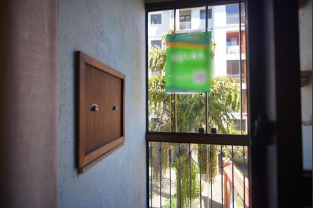 Sala - Varanda de apartamento para alugar com 2 quartos, 50m² em Sarandi, Porto Alegre