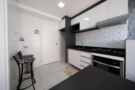 Sala/Cozinha de apartamento para alugar com 1 quarto, 29m² em Vila Penteado, São Paulo