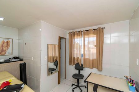 Cozinha de casa à venda com 1 quarto, 200m² em Irajá, Rio de Janeiro