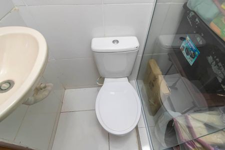 Banheiro de casa à venda com 1 quarto, 200m² em Irajá, Rio de Janeiro