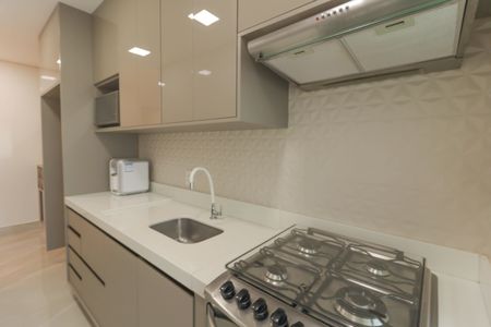 Apartamento à venda com 83m², 3 quartos e 2 vagas Apartamento à venda com 83m², 3 quartos e 2 vagasCozinha e Área de Serviço