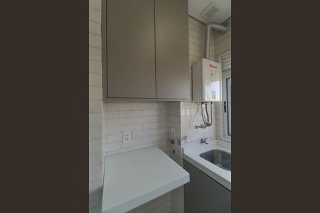 Apartamento à venda com 83m², 3 quartos e 2 vagas Apartamento à venda com 83m², 3 quartos e 2 vagasCozinha e Área de Serviço