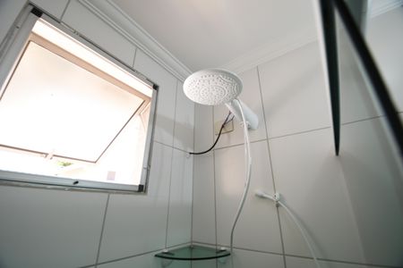 Casa de condomínio à venda com 78m², 3 quartos e 2 vagasBanheiro 2