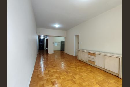 Apartamento para alugar com 140m², 3 quartos e 1 vagaSala