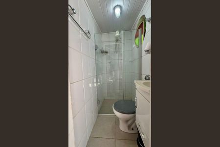 Casa à venda com 315m², 6 quartos e 2 vagas Casa à venda com 315m², 6 quartos e 2 vagasBanheiro