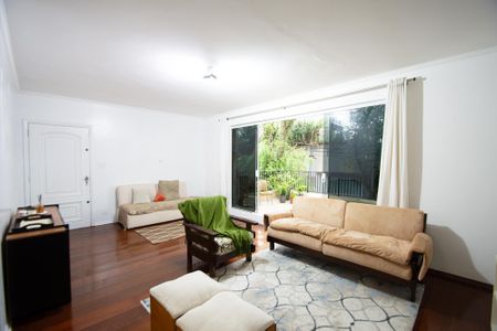 sala 2 de estar de casa à venda com 3 quartos, 254m² em Vila Madalena, São Paulo