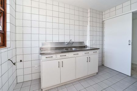 Apartamento à venda com 112m², 3 quartos e 1 vaga Apartamento à venda com 112m², 3 quartos e 1 vagaCozinha