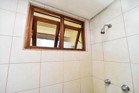 Apartamento à venda com 112m², 3 quartos e 1 vaga Apartamento à venda com 112m², 3 quartos e 1 vagaBanheiro Social