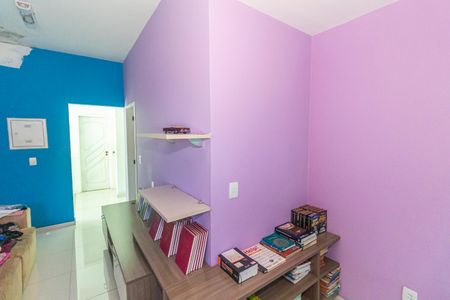 Casa para alugar com 435m², 4 quartos e 5 vagas Casa para alugar com 435m², 4 quartos e 5 vagasSala