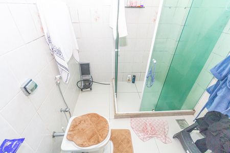 Casa para alugar com 435m², 4 quartos e 5 vagas Casa para alugar com 435m², 4 quartos e 5 vagasBanheiro da Suíte 1