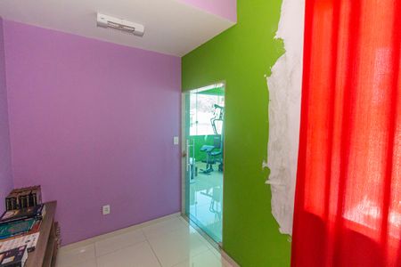 Casa para alugar com 435m², 4 quartos e 5 vagas Casa para alugar com 435m², 4 quartos e 5 vagasSala