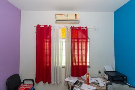 Casa para alugar com 435m², 4 quartos e 5 vagas Casa para alugar com 435m², 4 quartos e 5 vagasEscritório