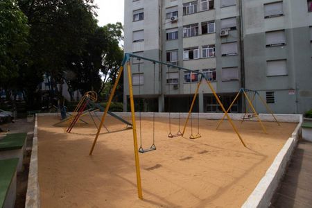 Área Comum - Playground de apartamento para alugar com 2 quartos, 47m² em Cristal, Porto Alegre