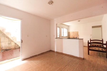 Sala de casa para alugar com 1 quarto, 65m² em Jardim Dona Deolinda, São Paulo