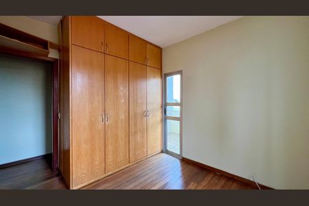 quarto  de apartamento para alugar com 2 quartos, 126m² em Castelo, Belo Horizonte