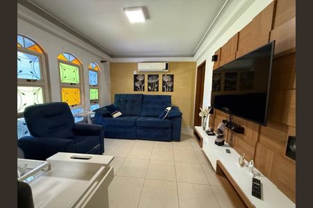 Casa para alugar com 2 quartos, 89m² em Jardim Guassu, São Vicente