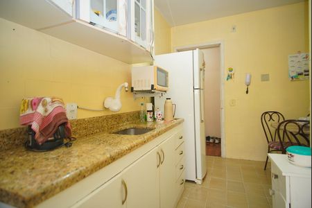 Apartamento para alugar com 68m², 2 quartos e sem vagaCozinha