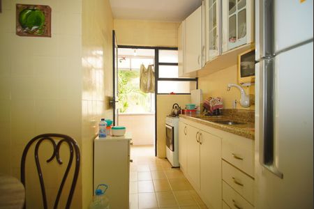 Apartamento para alugar com 68m², 2 quartos e sem vagaCozinha