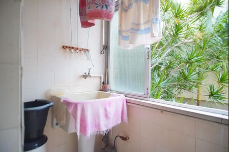 Apartamento para alugar com 68m², 2 quartos e sem vagaÁrea de Serviço