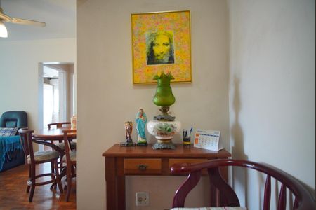 Hall de apartamento para alugar com 2 quartos, 68m² em Bom Jesus, Porto Alegre