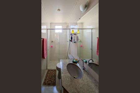 Apartamento à venda com 78m², 3 quartos e 1 vaga Apartamento à venda com 78m², 3 quartos e 1 vagaBanheiro 2