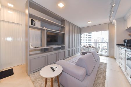 Sala de apartamento à venda com 1 quarto, 40m² em Santo Amaro, São Paulo