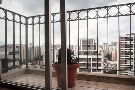 Apartamento à venda com 65m², 2 quartos e 1 vagaVaranda da Suíte