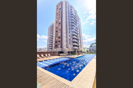 Apartamento à venda com 53m², 2 quartos e 1 vaga Apartamento à venda com 53m², 2 quartos e 1 vagaÁrea comum - Piscina