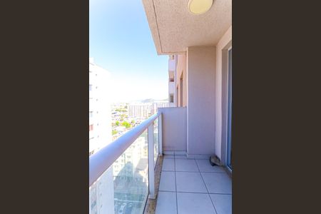 Apartamento à venda com 53m², 2 quartos e 1 vaga Apartamento à venda com 53m², 2 quartos e 1 vagaVaranda da Sala