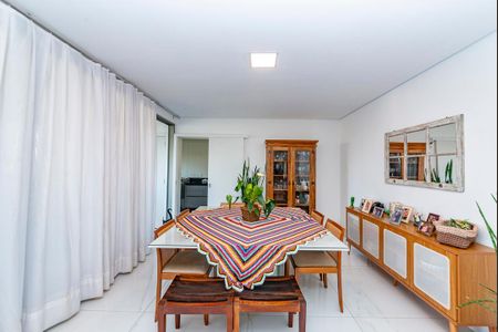 Sala de apartamento à venda com 4 quartos, 174m² em Vale do Sereno, Nova Lima