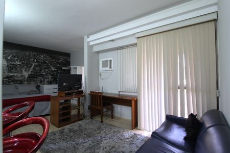 Sala/Cozinha de apartamento à venda com 1 quarto, 37m² em Indianópolis, São Paulo