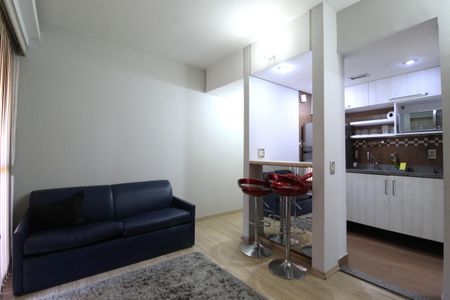 Sala/Cozinha de apartamento à venda com 1 quarto, 37m² em Indianópolis, São Paulo